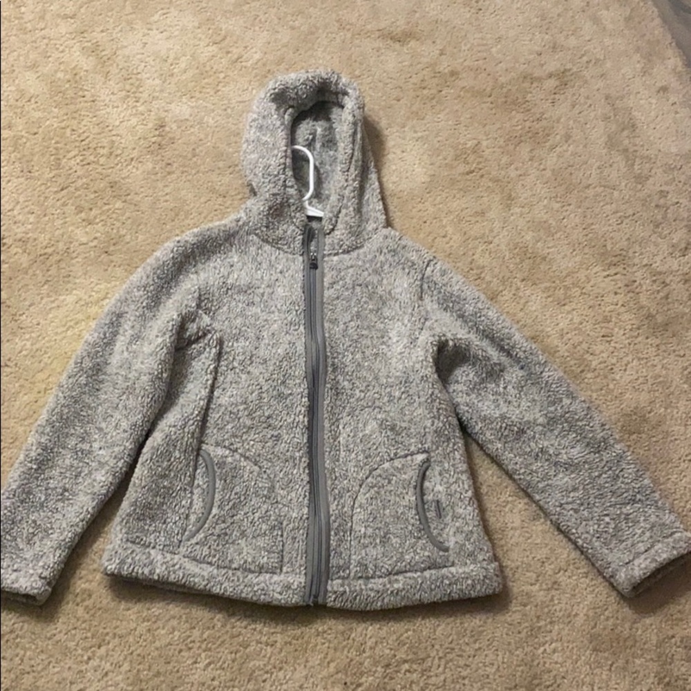 Magellan fuzzy zip up